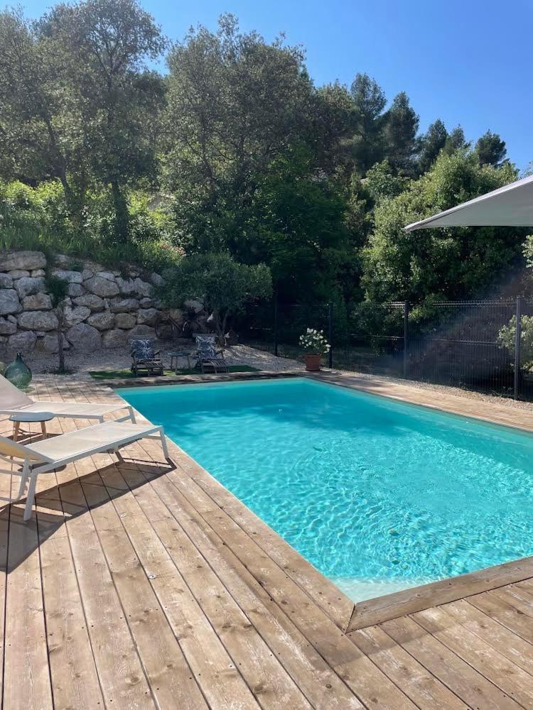 Studio De Charme Avec Piscine Fontaine-de-Vaucluse Ngoại thất bức ảnh